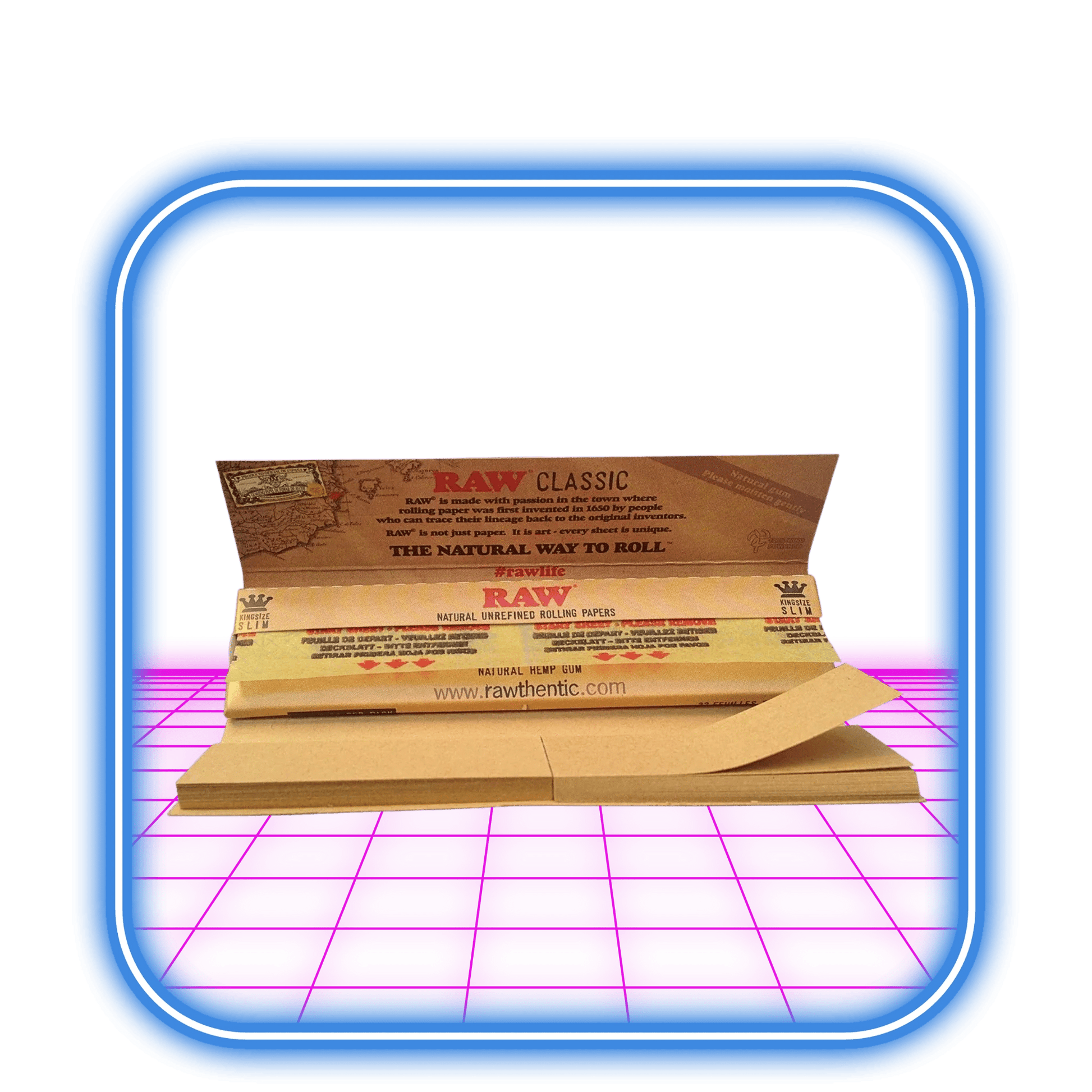 Ett öppet paket RAW | Connoisseur Classic K.S Slim + Tips rullpapper, med ett ark delvis utdraget, mot en neonrosa och blå digital bakgrund.