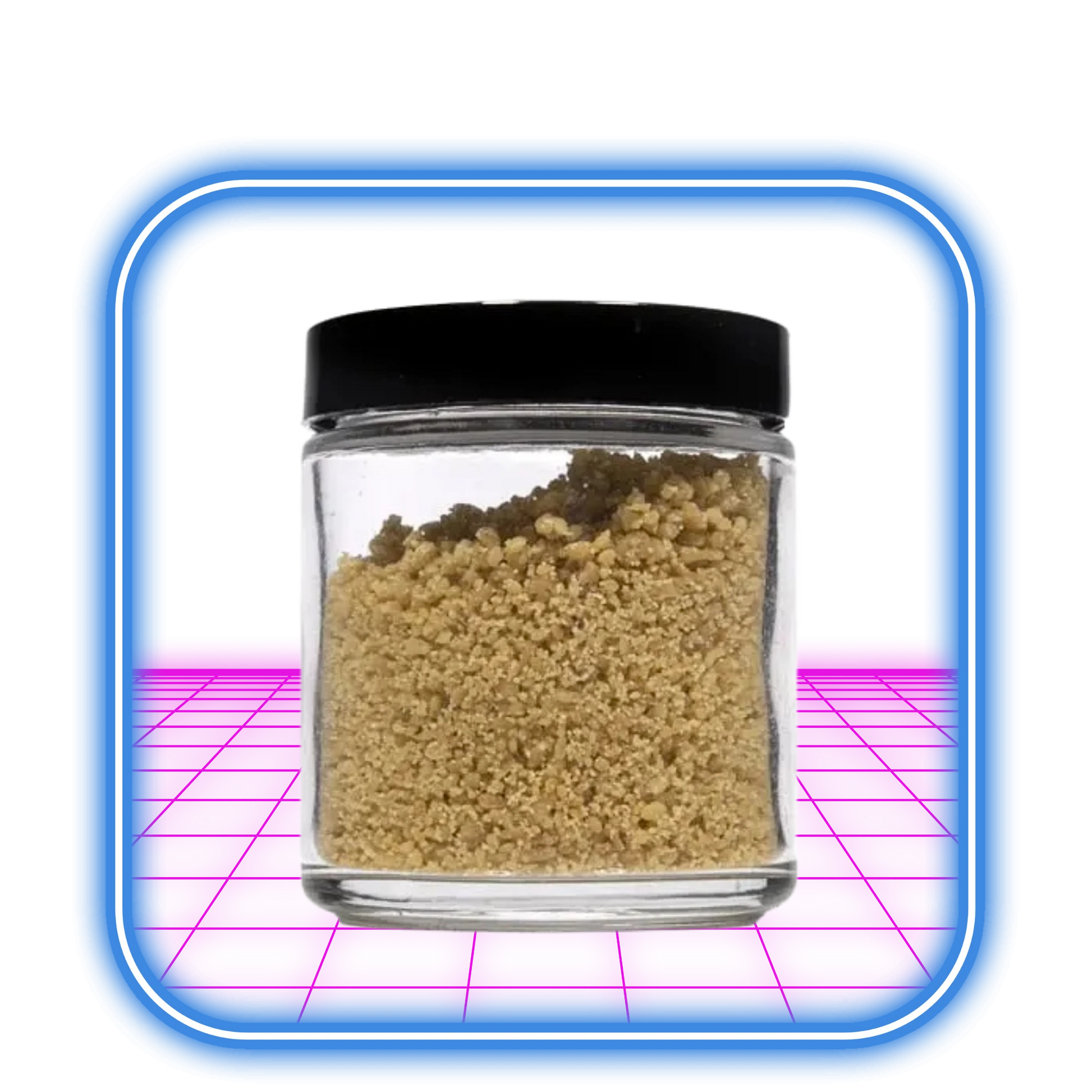 En HiMood THCA Crumble 77% (1-50g) i en klar glasburk med svart lock, fylld med ljusbrunt koncentrat, ligger på en ljusrosa yta inramad av en blå fyrkant. Denna premiumprodukt levererar potenta 77% THCA.