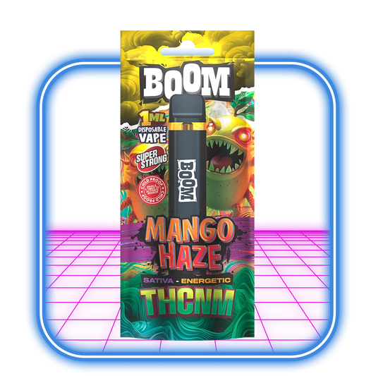 ACAN THCNM Boom Mango Haze (Sativa) Vape 1ml kommer i en livfull, energisk förpackning med ett seriemonster, fet text och cannabinoiddetaljer. Produkten står inuti en lysande blå och rosa fyrkantig ram.
